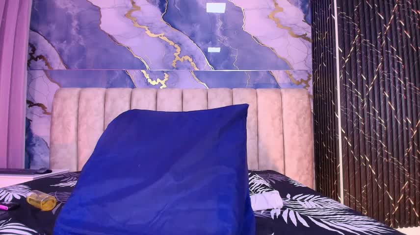vale_rioss Webcam Chat October 26, 2026