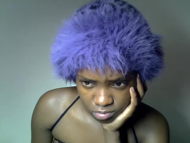 Lynne_pretty4 Webcam Chat October 26, 2026