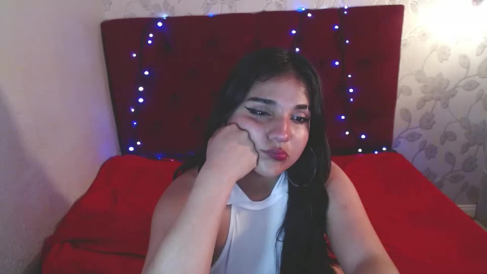 alicegreyx2 Webcam Star October 26, 2026