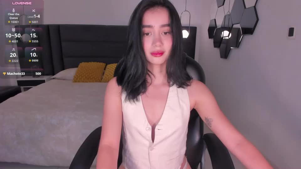 charlottericcix Webcam Star October 26, 2026