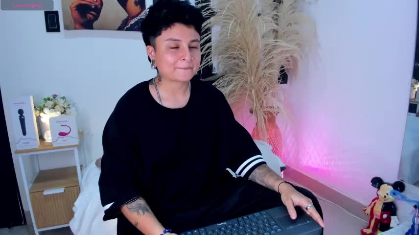 ZuryRamirez_ Webcam Star October 26, 2026