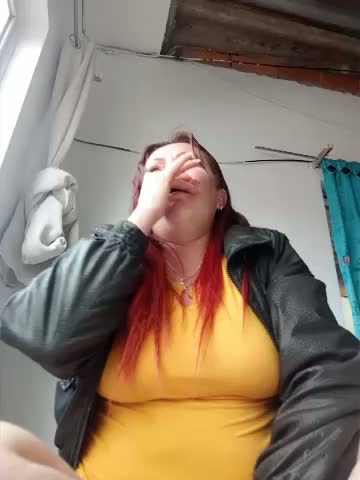 carolinhe26 Webcam Chat October 26, 2026