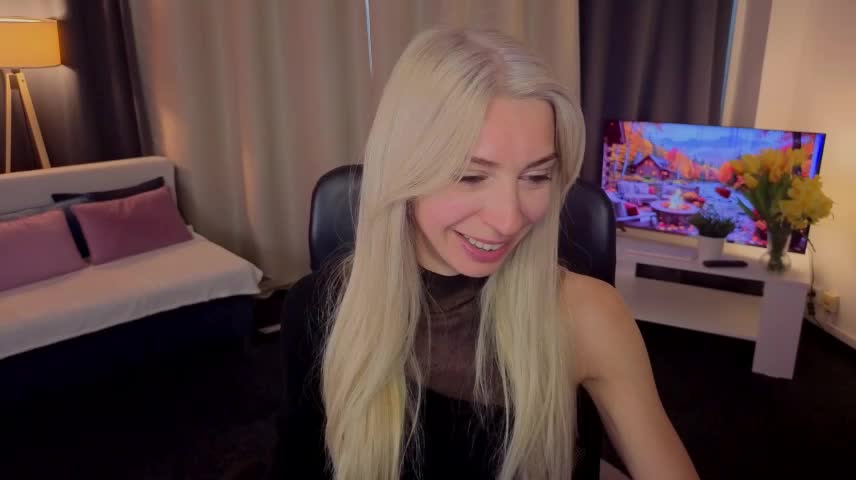 EllisSkyy Webcam Chat October 26, 2026