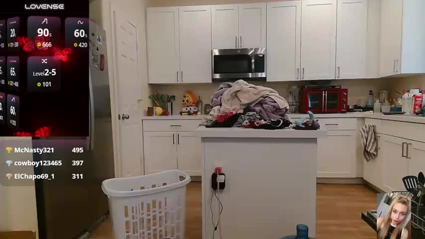 Blondiewithanass Webcam Chat October 26, 2026
