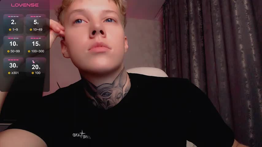 soulinacage Webcam Star October 26, 2026