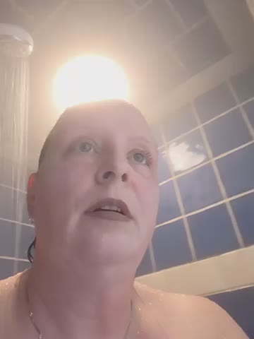 CanadianQueen1973 Webcam Chat October 26, 2026