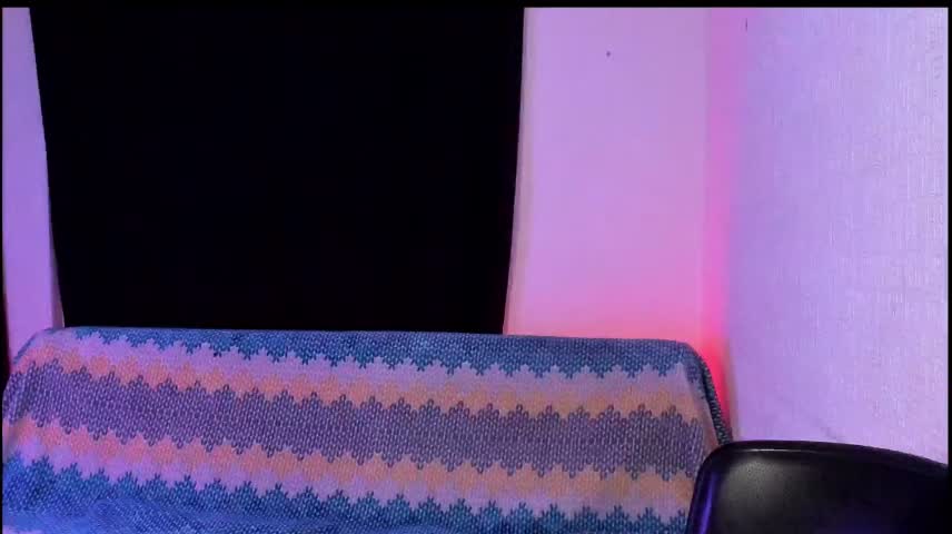 hey_roxx-OvvO Webcam Star October 26, 2026