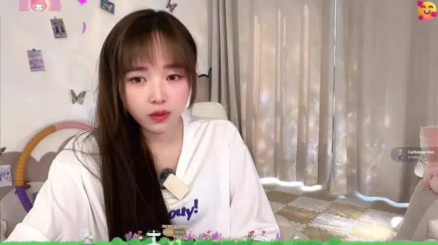 SakuraCat6 Webcam Chat October 26, 2026