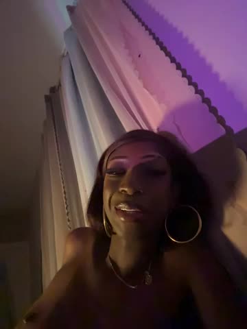 Nina_Velveta Webcam Chat October 27, 2026