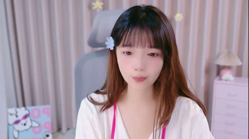 TangTang-1 Webcam Chat October 27, 2026