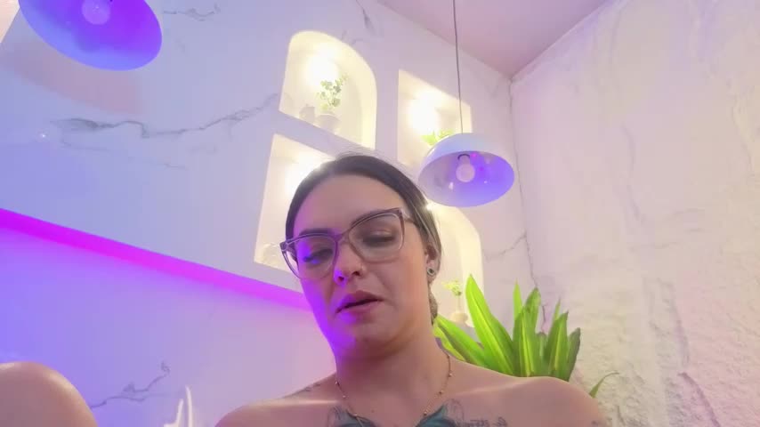 zarcasutra_t Webcam Star October 27, 2026
