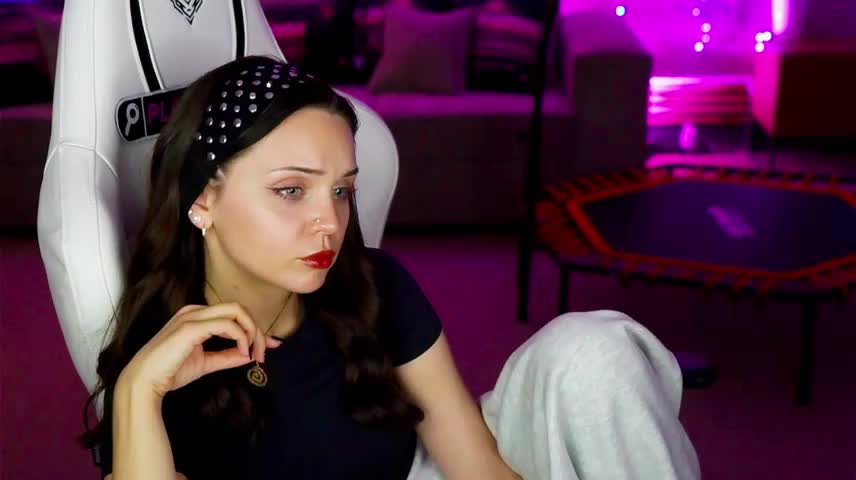 Olivia054_Sweet Webcam Chat October 27, 2026