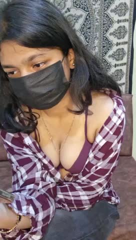 zulmi_zoya Webcam Chat October 27, 2026