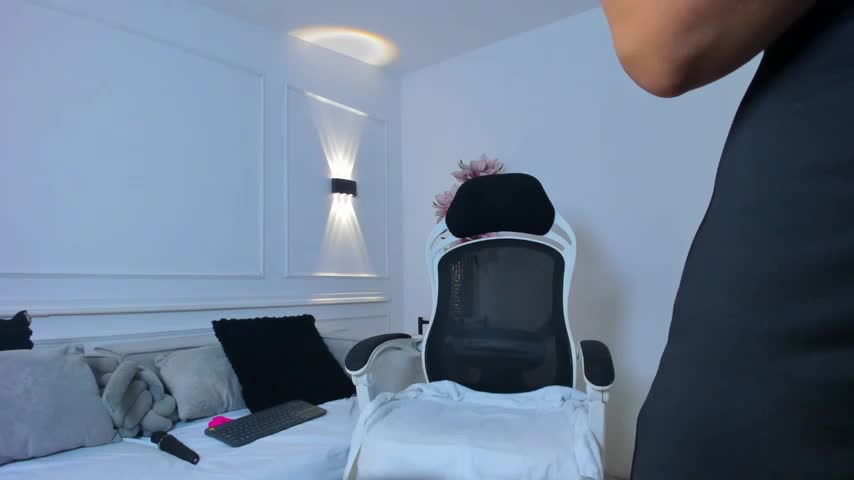 kellygrace_vg Webcam Star October 27, 2026