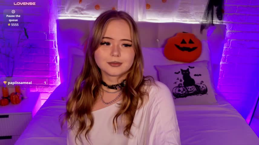 Erica_Martin Webcam Chat October 27, 2026