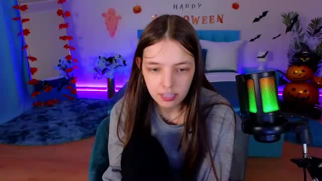 LiliBakery Webcam Chat October 27, 2026