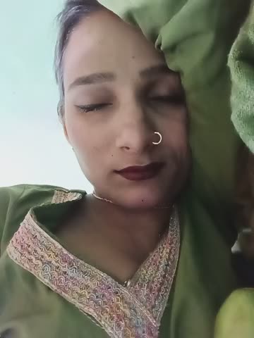 Hot-Nisha01 Webcam Star October 28, 2026