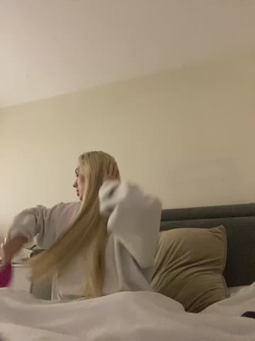 NataliaIsabella Webcam Chat October 28, 2026