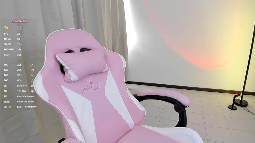 Doll_wettt Webcam Chat October 28, 2026