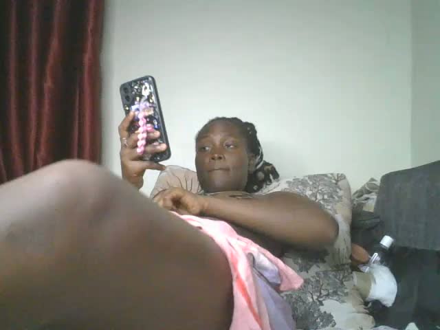 Beverly_girl1_ Webcam Chat October 28, 2026