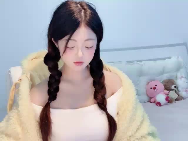 Xiaotaozi- Webcam Chat October 28, 2026