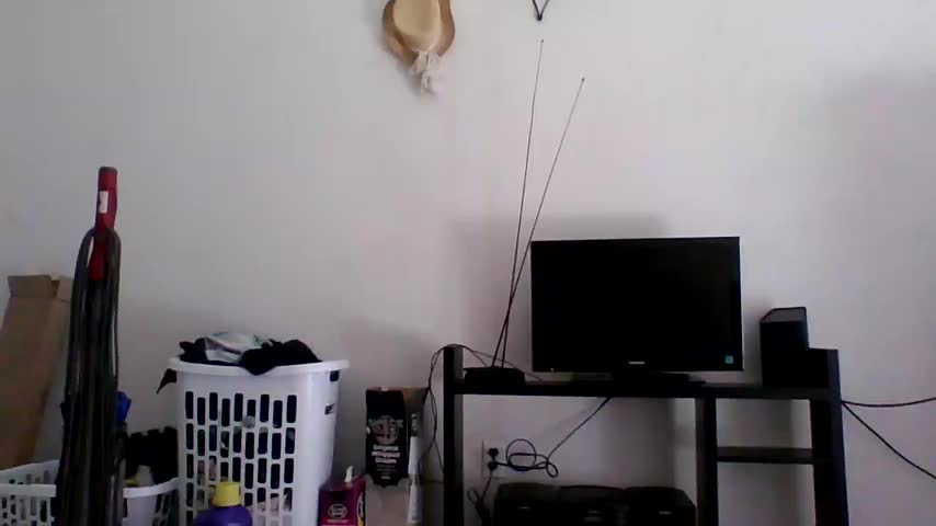 SexyB214 Webcam Chat October 28, 2026