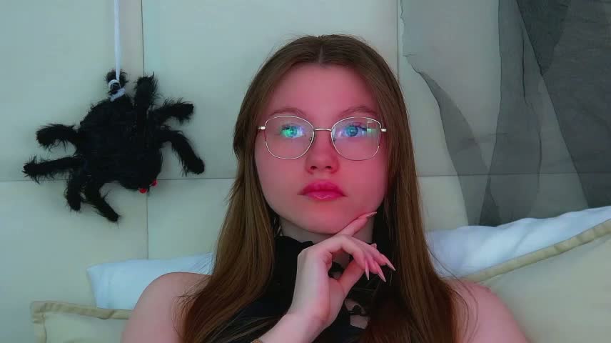 KeiraAsti Webcam Chat October 28, 2026