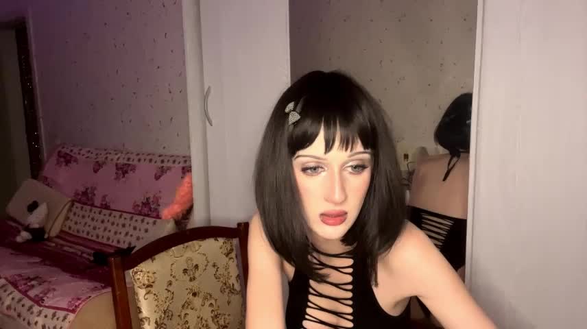 AngelHurt Webcam Chat October 29, 2026