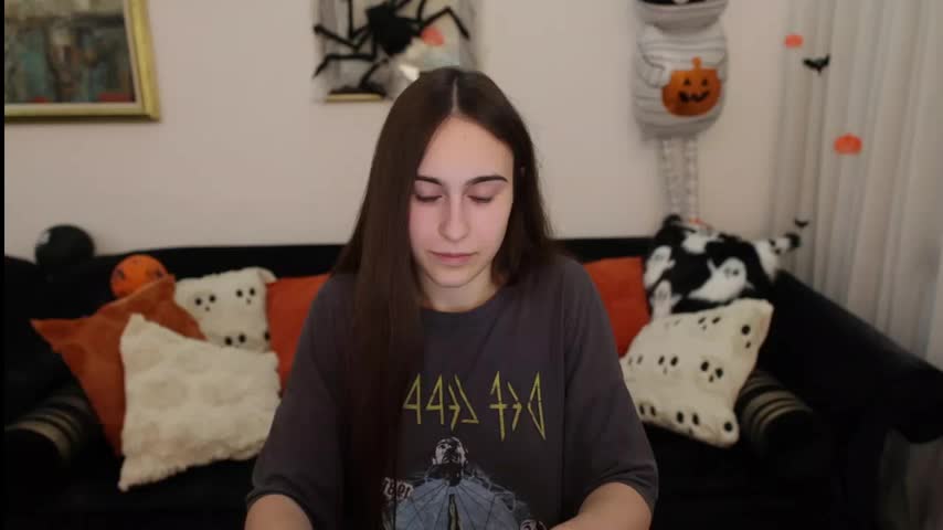 AliceKolltt Webcam Chat October 29, 2026