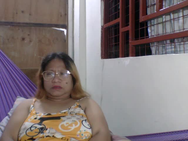 PinayChristine Webcam Chat October 29, 2026