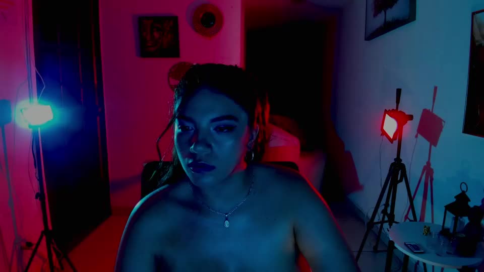 saralennoxx Webcam Chat October 29, 2026