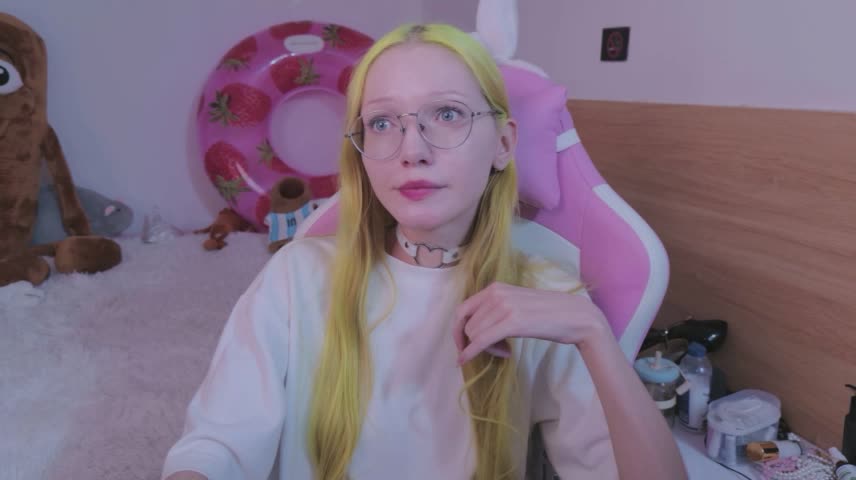 blush Webcam Chat October 29, 2026