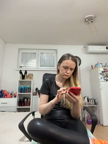 Iris_Pitts_ Webcam Chat October 29, 2026