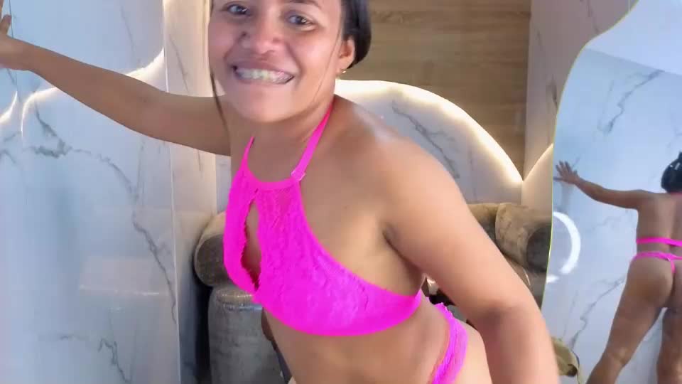 flor_cn Webcam Chat October 29, 2026