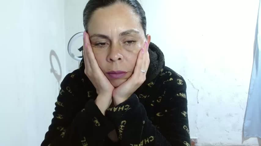 Marilyn_xxxx Webcam Chat October 29, 2026