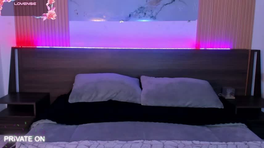 samanthaa_moon Webcam Chat October 30, 2026